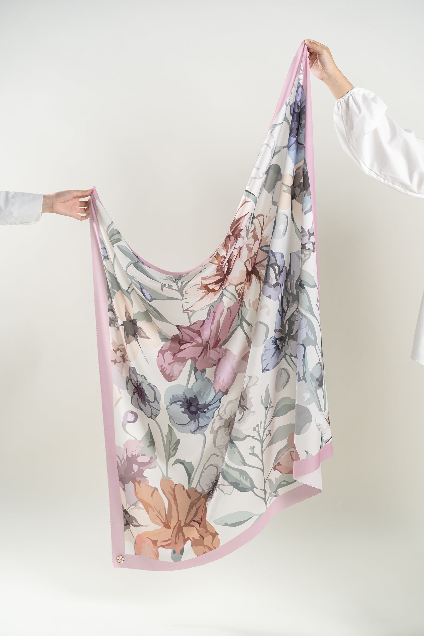 (DISPLAY PC) ORCHID— Fleur in Colours