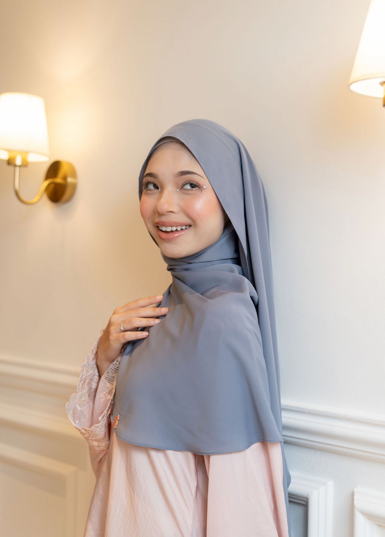 Medina Curved — Steel Serenity